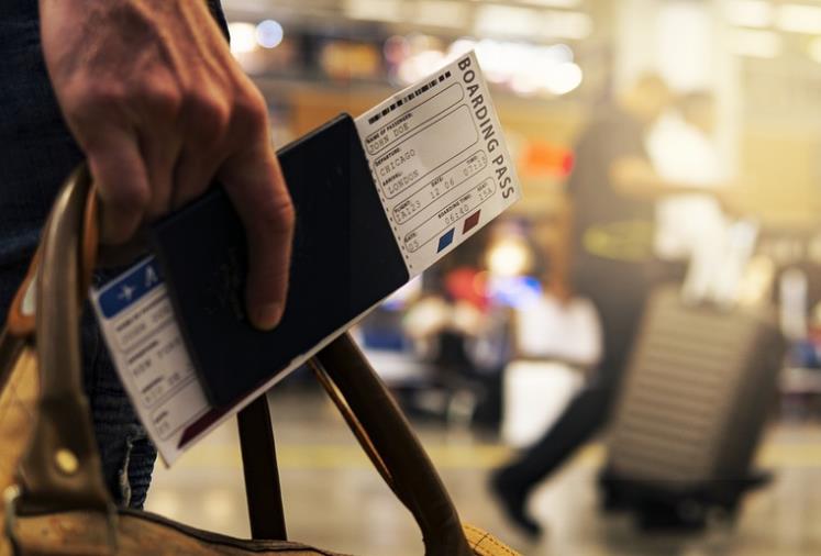限高消费仍可以买机票吗(限高能买机票吗)